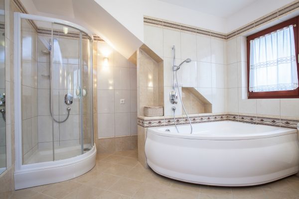Oversized Bathtub Installation in Boulder